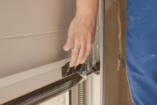 Automatic vs. Manual Garage Doors